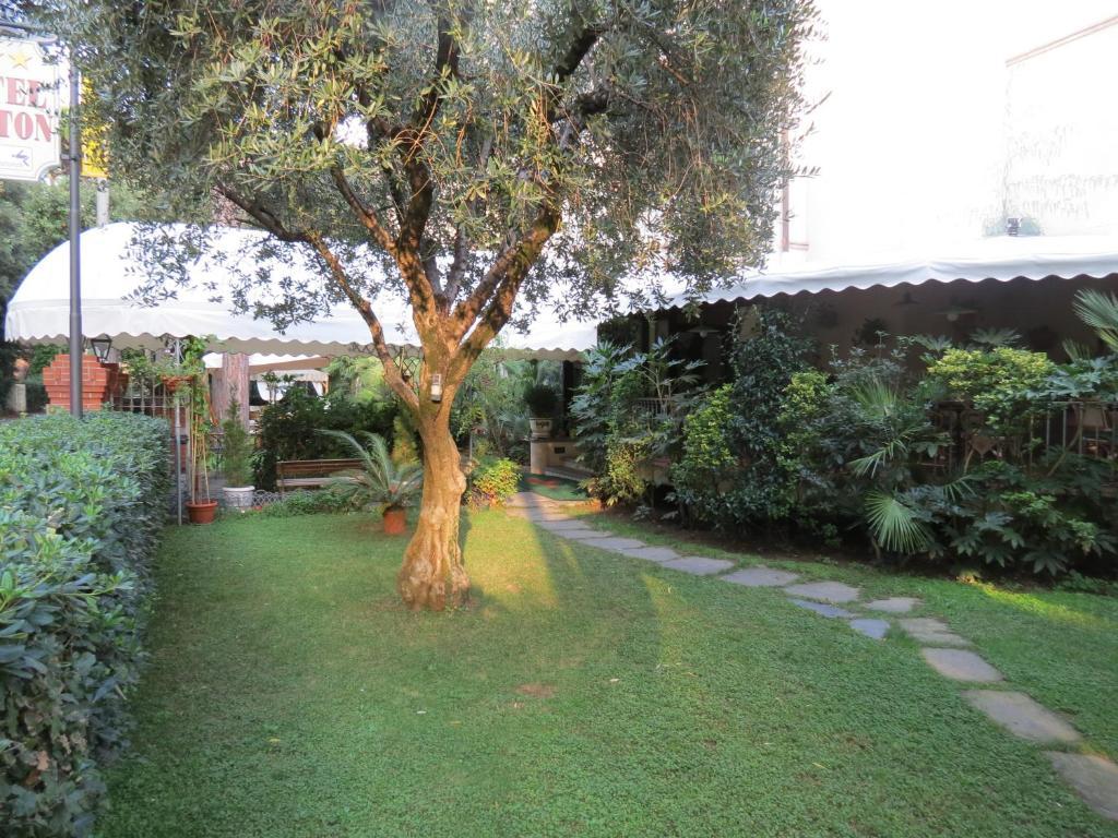 Hotel Kyrton Forte dei Marmi Kültér fotó