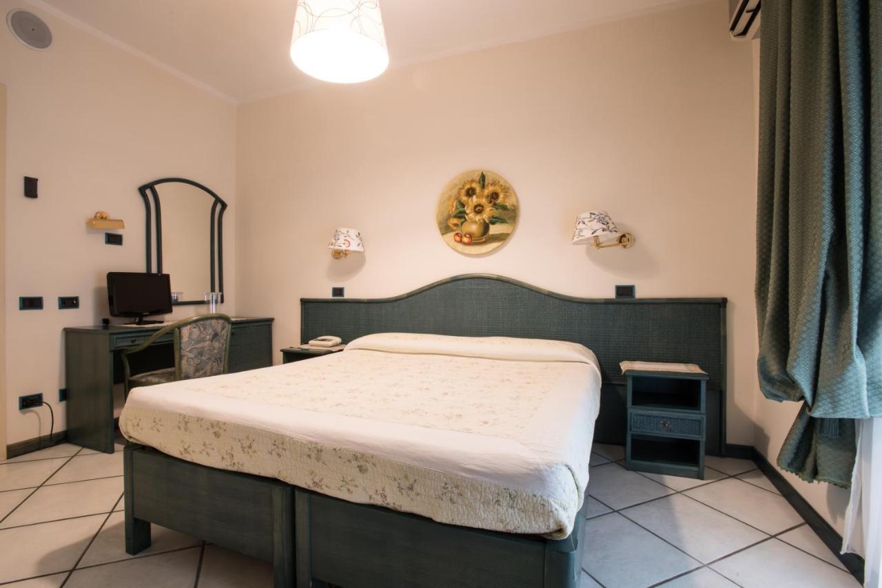Hotel Kyrton Forte dei Marmi Kültér fotó