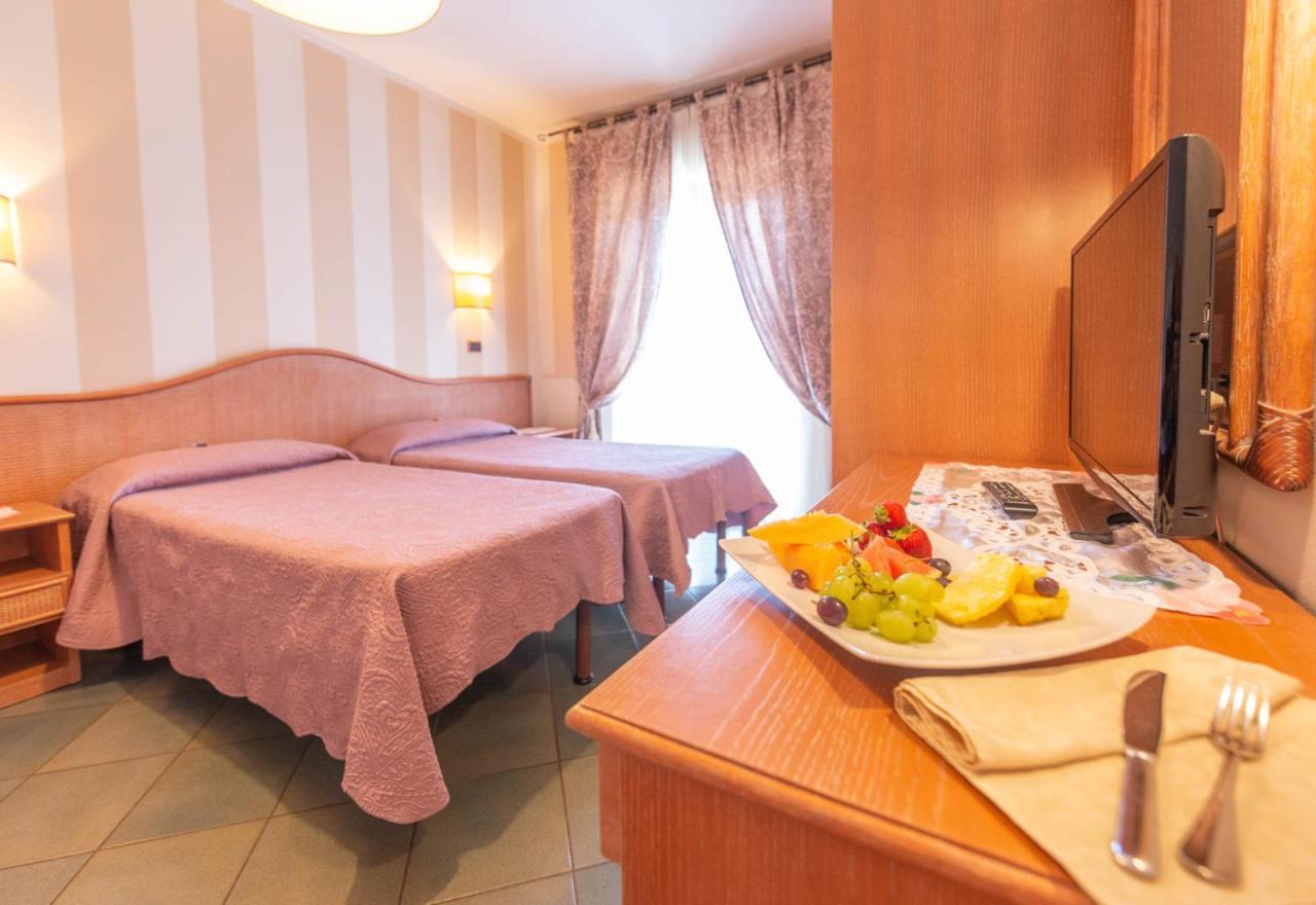 Hotel Kyrton Forte dei Marmi Kültér fotó