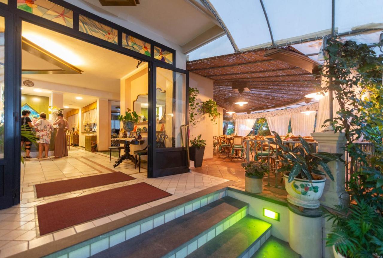 Hotel Kyrton Forte dei Marmi Kültér fotó